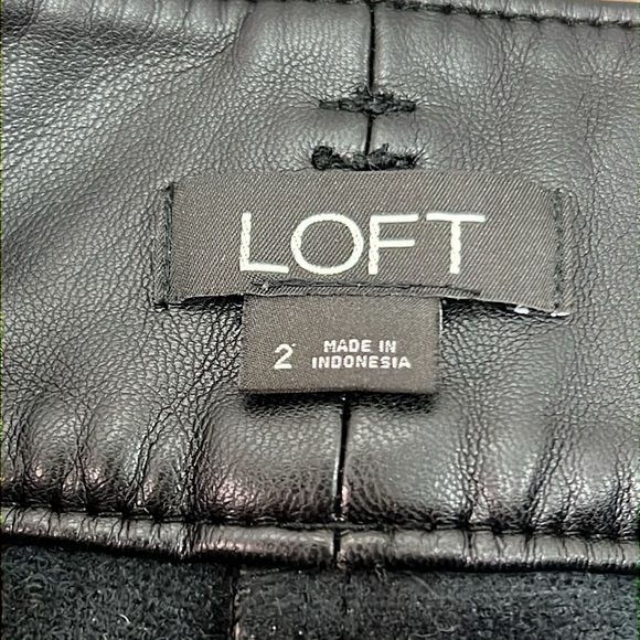 Loft High Rise Soft Faux Leather Belted Pants Size 2 - Picture 7 of 13